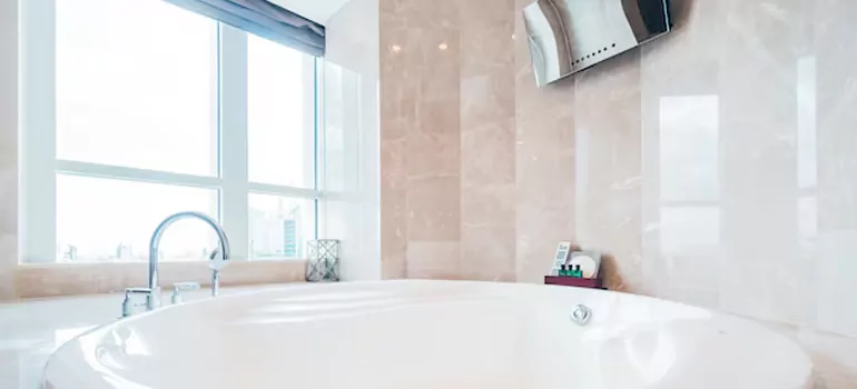 Bathroom Window Coverings in Alafaya, FL